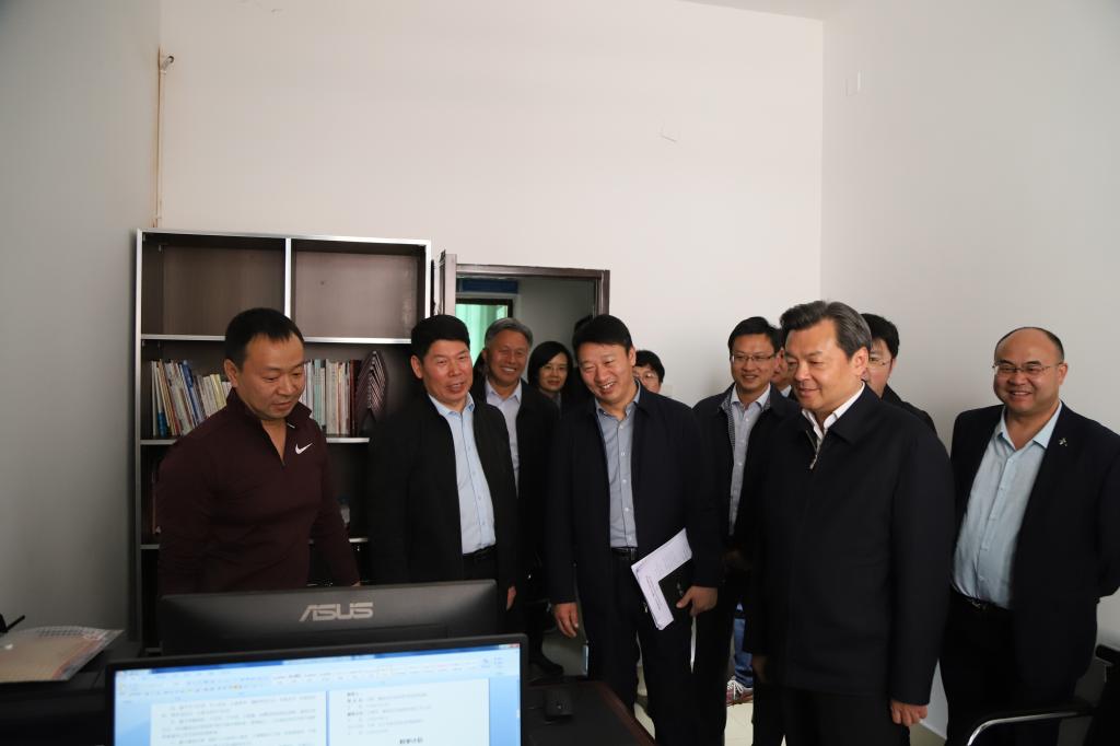 市委书记贾瑞云在纪检监察学院办公地点